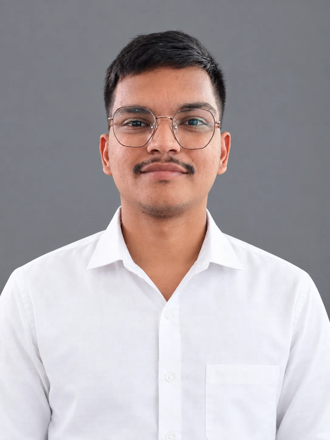 Bhavesh Bhavsar, Digital Marketing Executive at Digital Aura